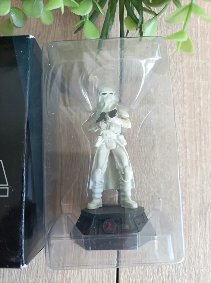 Figurine pièce d'échecs Snowtrooper Star Wars Altaya - photo numéro 2