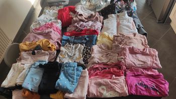 Lot vêtements bébé fille 12 mois