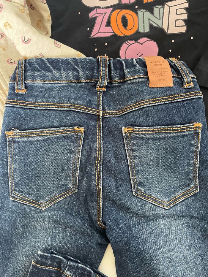 Ensemble jeans + t-shirt + veste  98cm - photo numéro 3