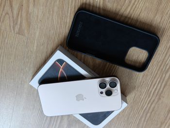 Iphone seize pro max neuf