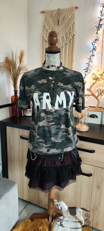 Superbe tee shirt army neuf