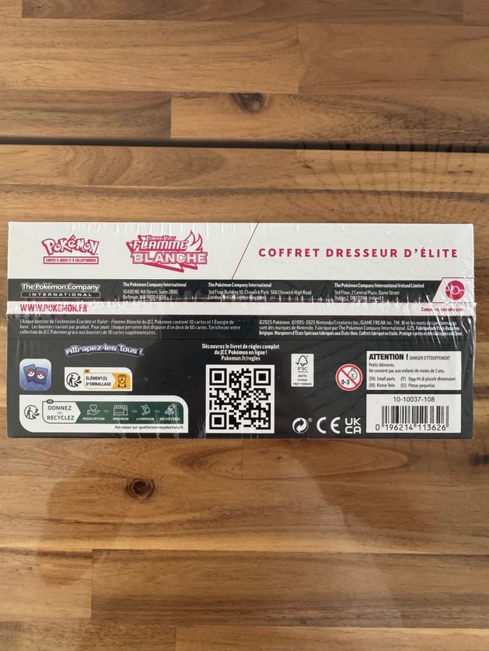 🔹 Coffret Pokémon – Dresseur d’Élite Écarlate & Violet : ETB Flamme Blanche 10.5 🔹 - photo numéro 7
