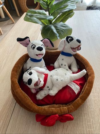 Peluche 101 dalmatiens Disney store