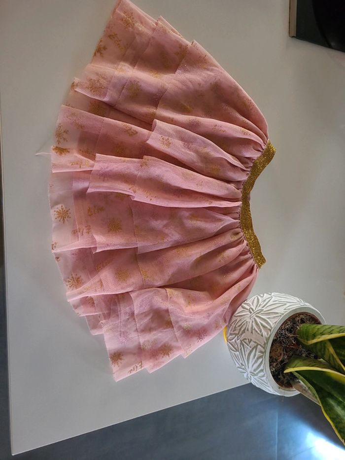 Jupe rose à paillette, taille 8 ans - photo numéro 2