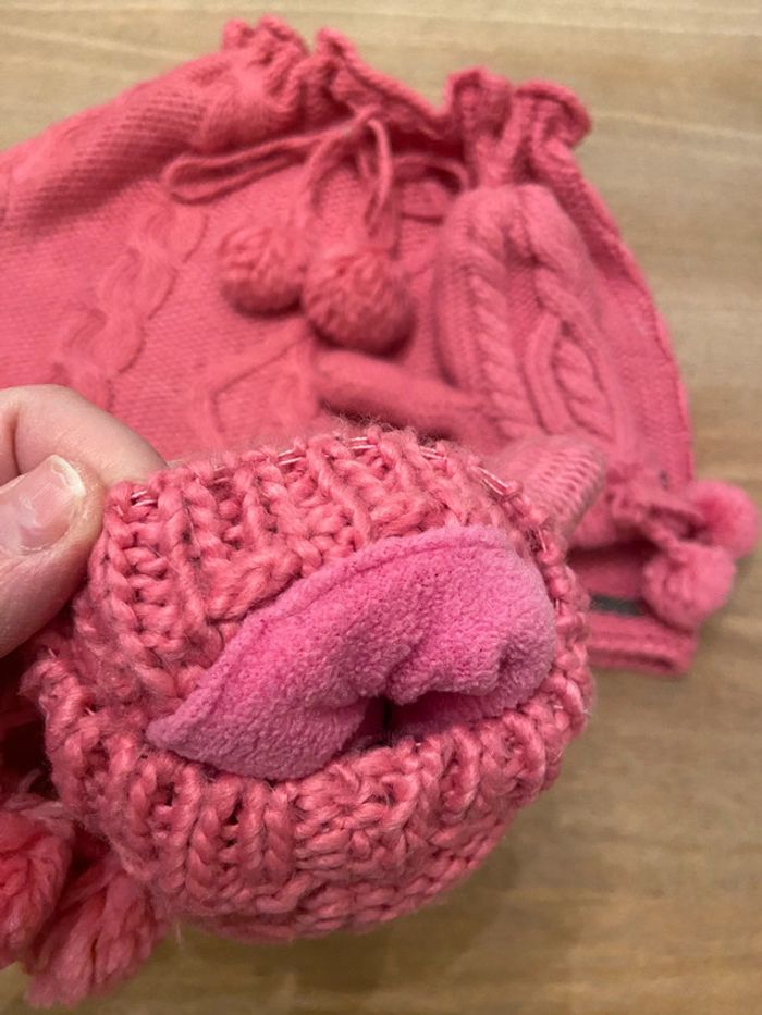 Ensemble 4/8 ans snood/cape et moufles à pompons fuschia Okaïdi - photo numéro 8