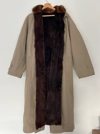 Manteau trench fourrure femme