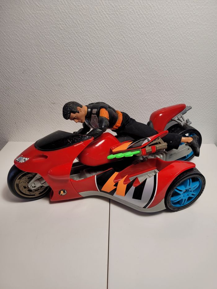 Moto + Personnage - Action Man - photo numéro 2
