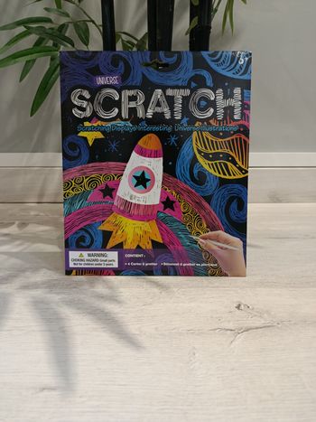 Cartes à gratter de l'espace