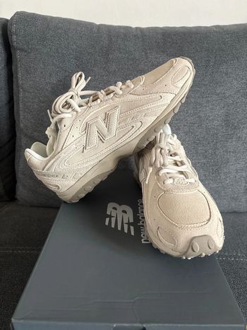 New balance 204 L Timberwolf 40