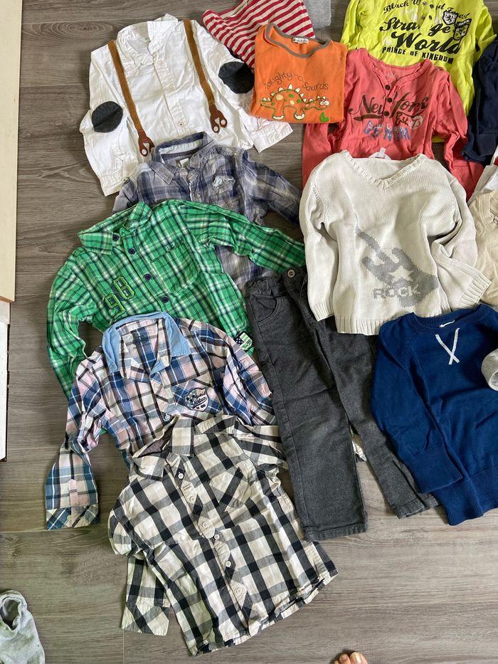 Lot de vêtements garçon 4 ans automne hiver - photo numéro 2