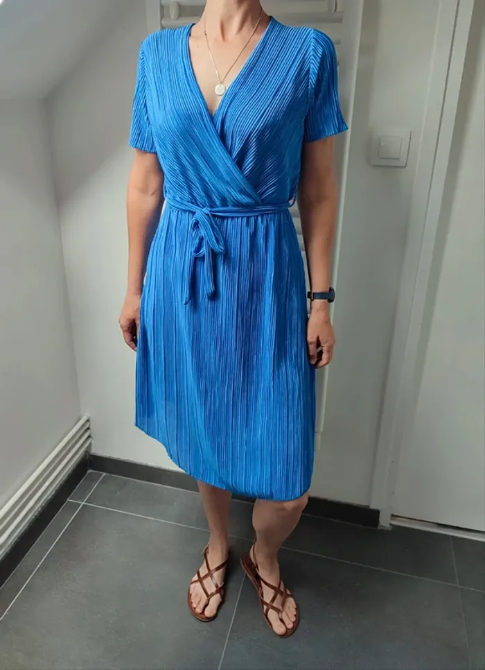 Robe cache coeur tissu plissé M/L neuve - photo numéro 2