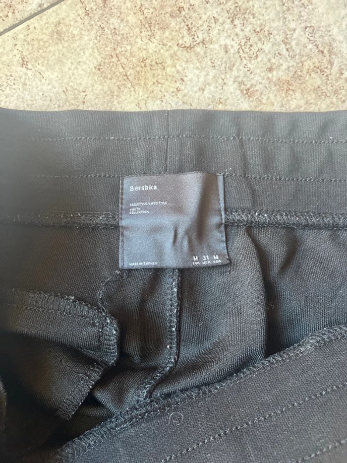 Pantalon à bande noir et blanc Bershka M - photo numéro 4