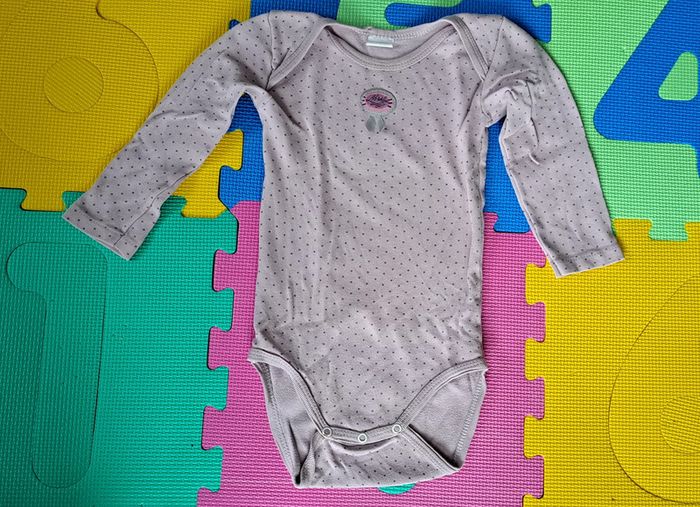 Lot de 4 bodies ml (3 Petit Bateau + 1 Absorba) 18m - photo numéro 13
