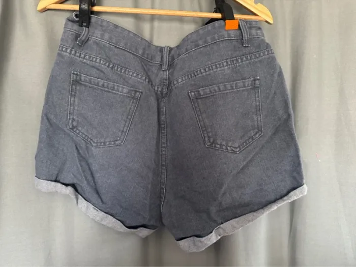 Short jean - photo numéro 2