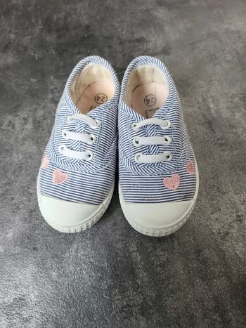 Baskets toile fille 24 FPC très bon état