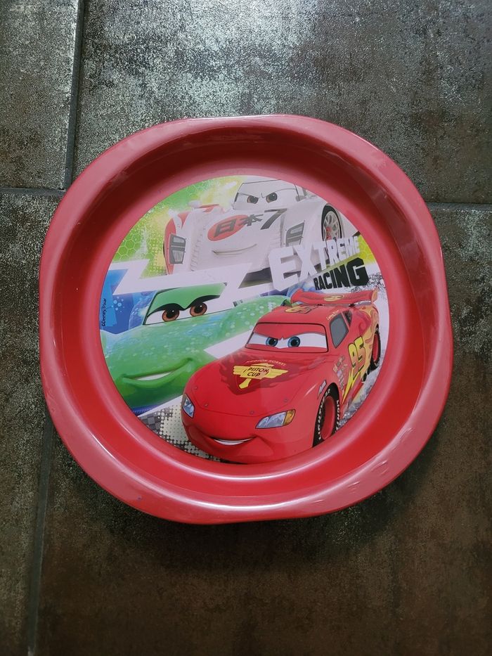 Lot 3 assiettes plastique cars