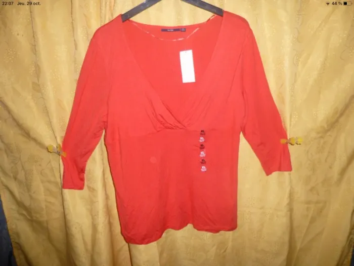 polo tunique haut rouge corail KIABI taille 46 / 48 neuf