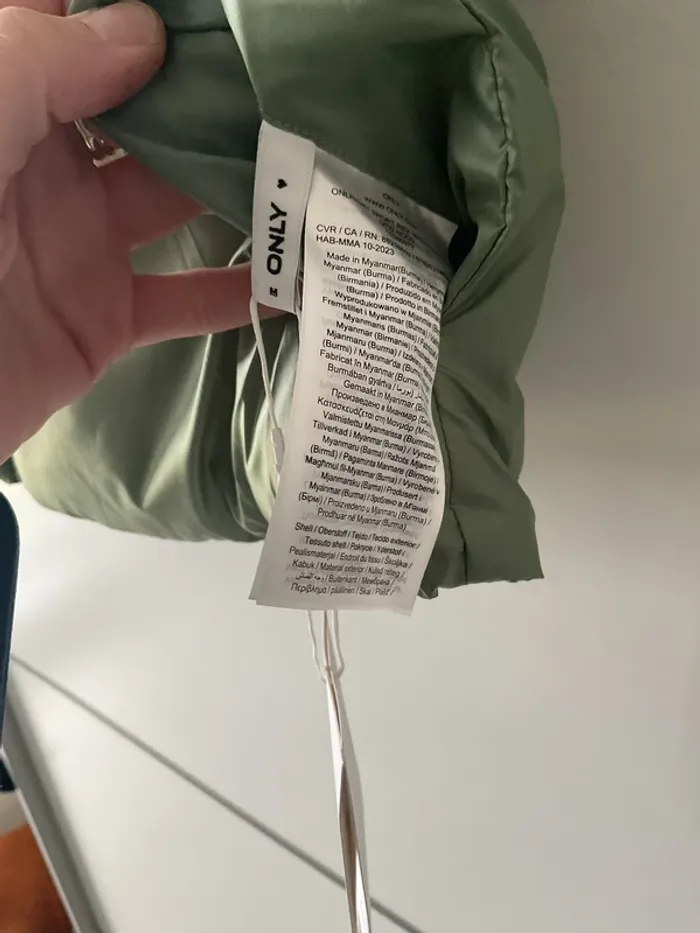 Veste sans manche réversible - photo numéro 6