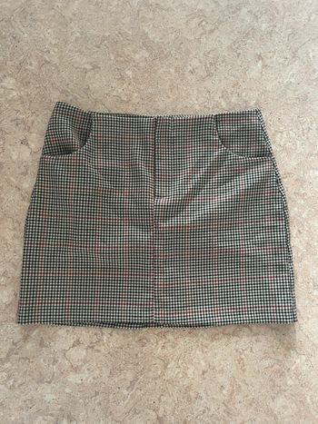 Très belle jupe serré  pour femme