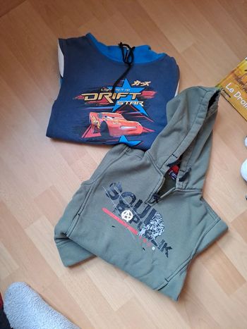 Lot de 2 sweats à capuche #Disney