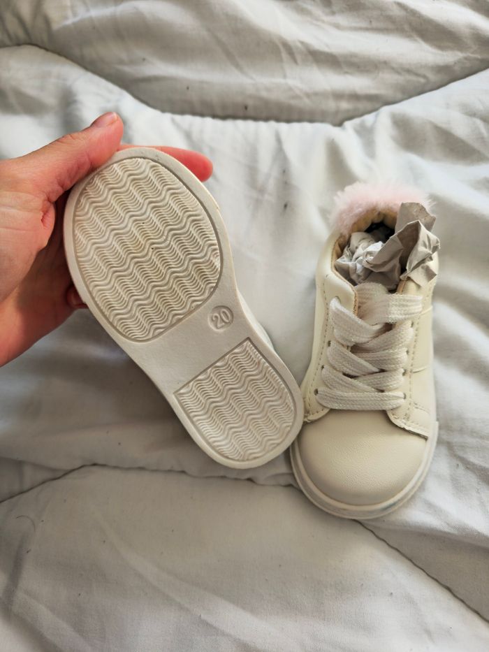 Baskets fille pointure 20 - photo numéro 4