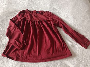 Blouse neuve 8 ans