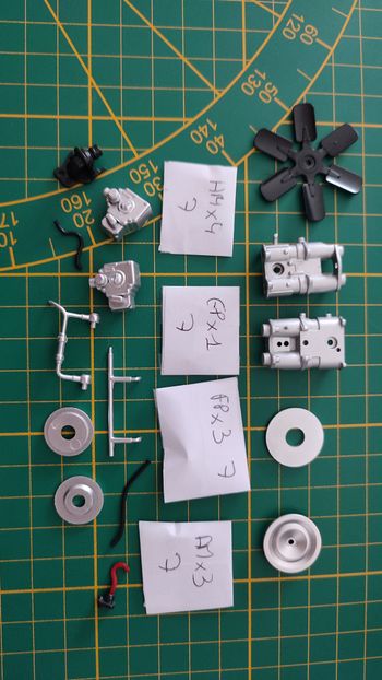 Lot pièces du fascicule n°7 pièce détachée Renault R8 Gordini 1/8 1/8ème Eaglemoss collections #D08