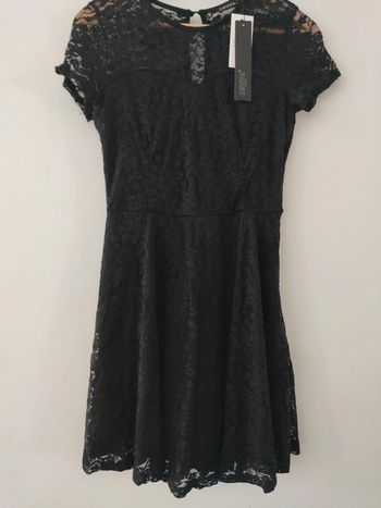 Robe noire a dentelle zanzea taille S
