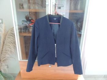 Veste blazer femme Kiabi taille 40