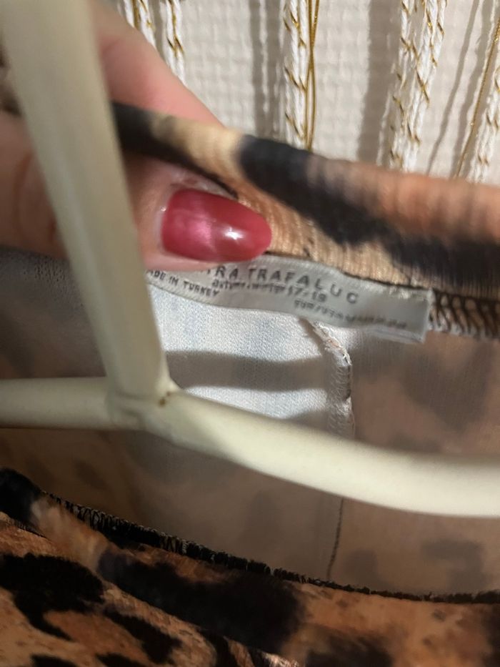 Haut Zara motif léopard - photo numéro 2