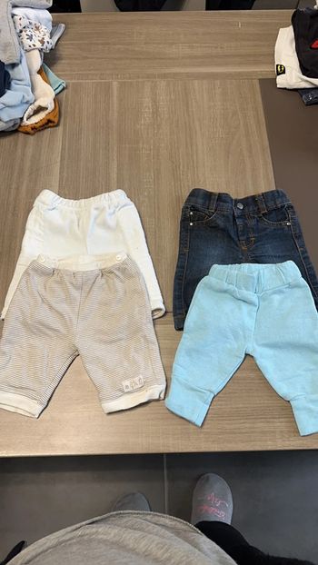 Lot de pantalons