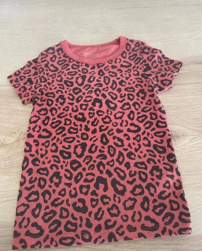 Magnifique tee shirt neuf