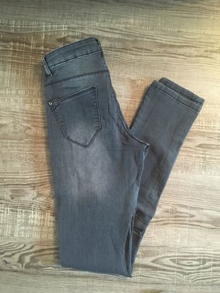 Jean gris délavé XS/S - photo numéro 2
