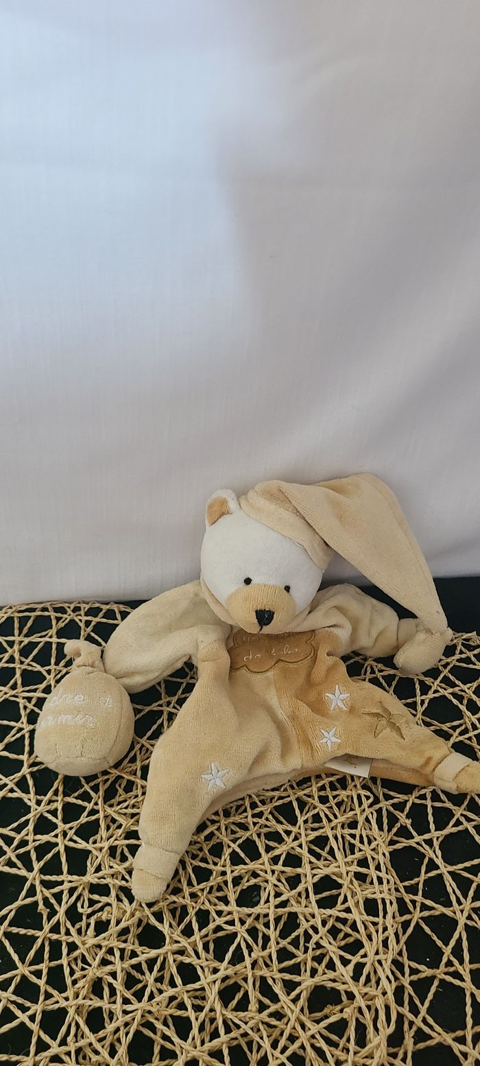 Doudou marionnette ours écru beige Un Rêve de Bébé BABY NAT