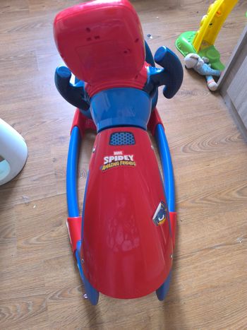 Simulateur de conduite spiderman