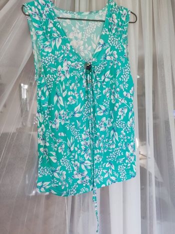 Débardeur fluide fleuri Taille 40-42