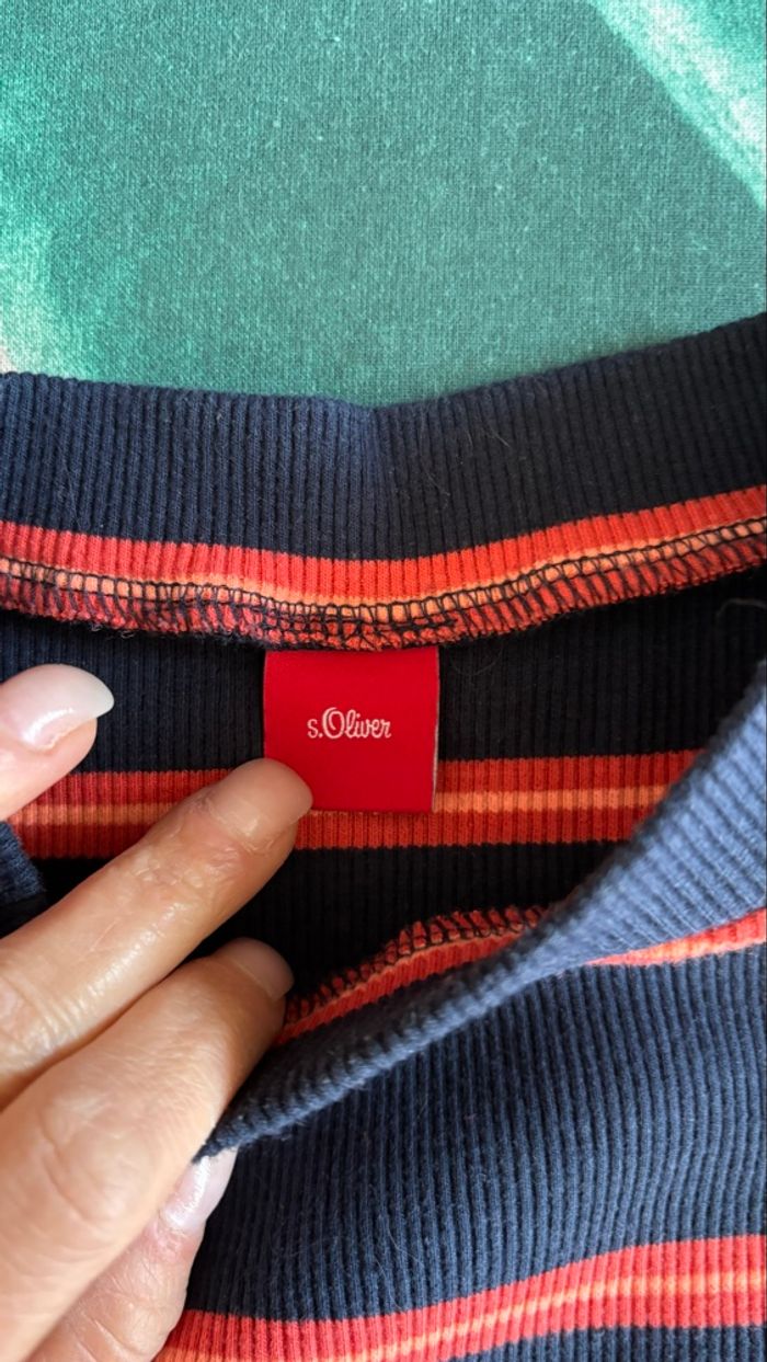 T-shirt S.Oliver taille 14ans en parfait état - photo numéro 7