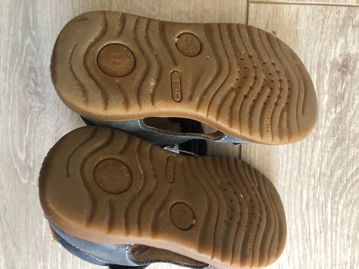 Sandales cuir Geox pointure 22 - photo numéro 3