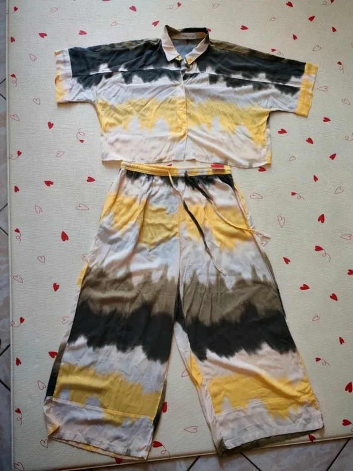 Ensemble été taille L - photo numéro 2