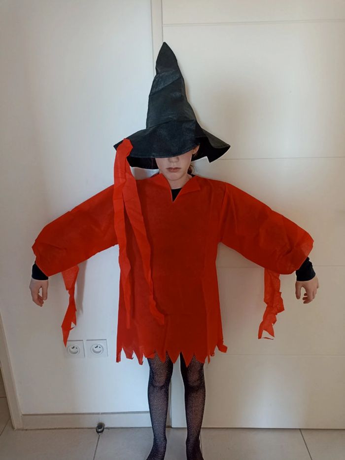 Déguisement sorcier de l enfer taille 7/9ans neuf