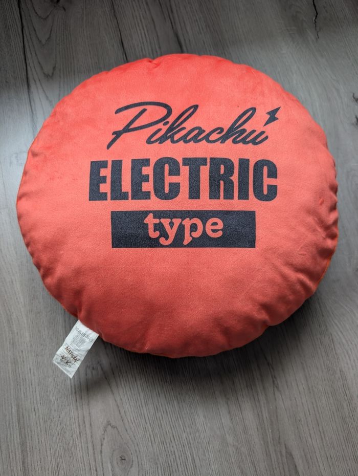 Coussin plat Pokémon Pokéball 40 cm - photo numéro 2