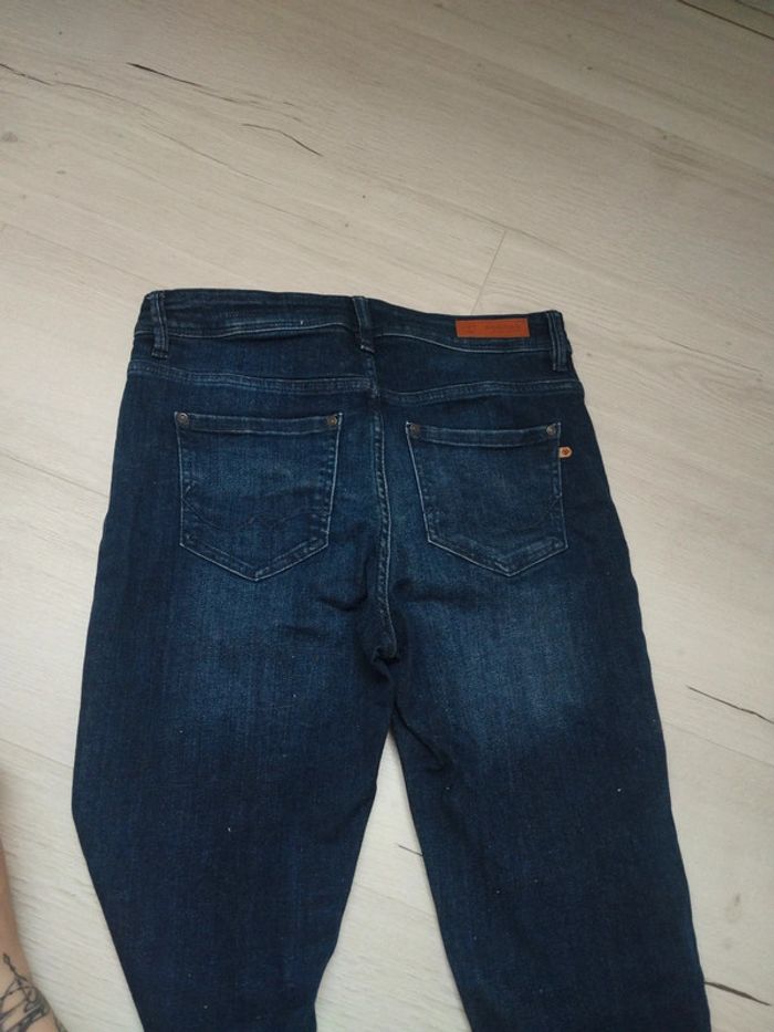 Jean taille 40 - photo numéro 4