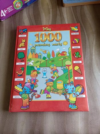 Grand livre mes 1000 premiers mots.