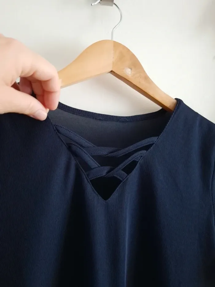 Haut manche courte / Taille 36-38 - photo numéro 10