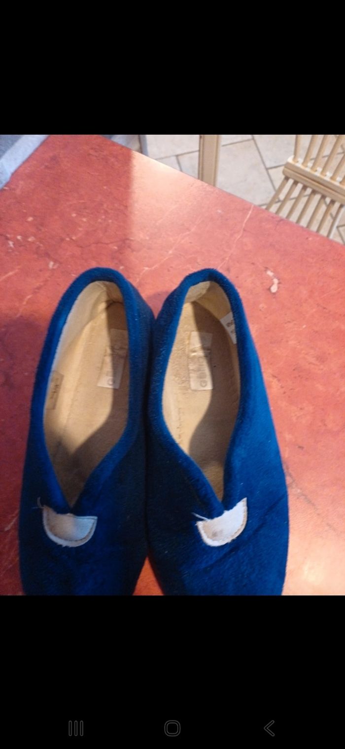 Pantoufles taille 35 - photo numéro 4