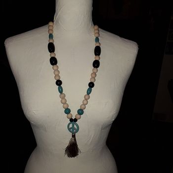 Sautoir fait main perles de bois et pompon coton