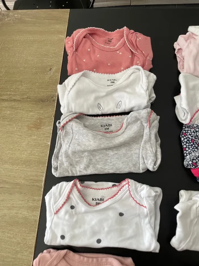 Lot de 12 bodies manche longue fille 3 mois - photo numéro 2