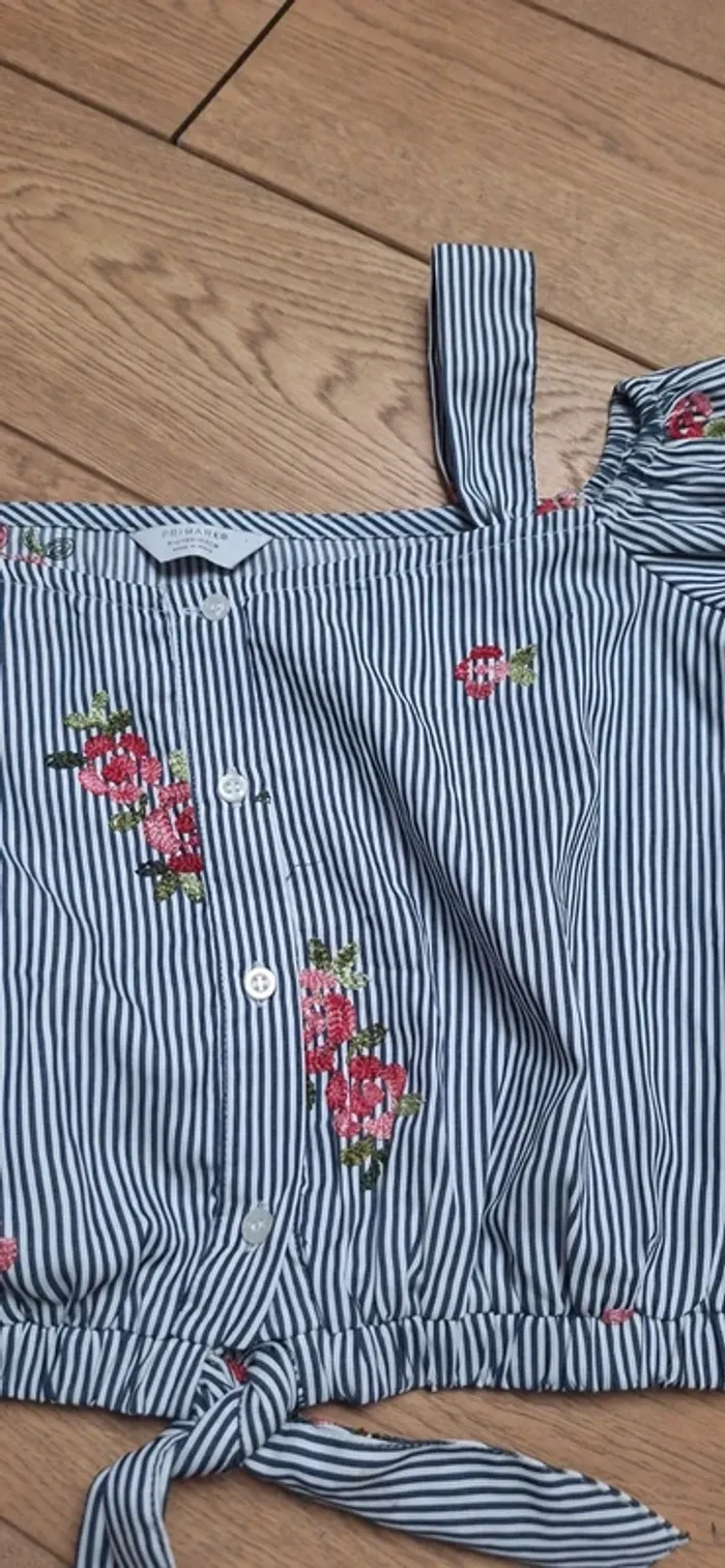 Blouse épaules dénudées - photo numéro 2