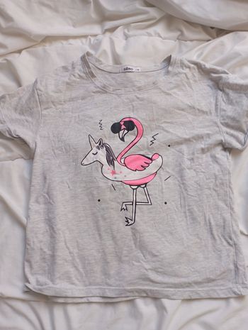 Tee shirt manches courtes gris flamand rose 12 ans Gémo 3€ neuf