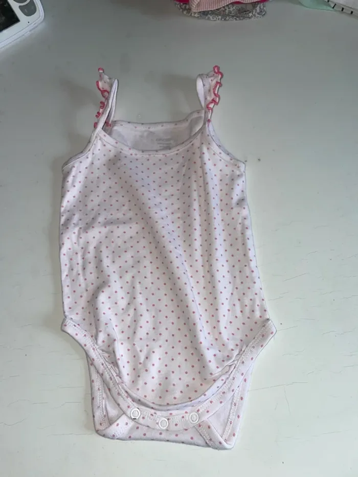 body bretelle à pois